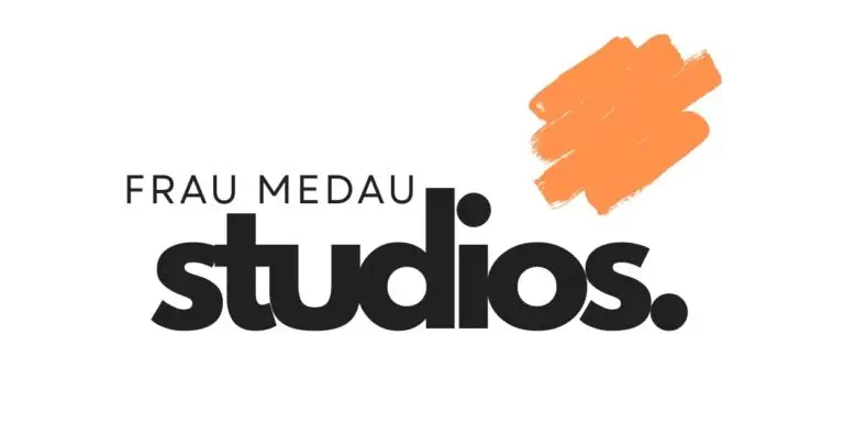 Frau Medau Websiten Webdesign für Kreative Berlin Salzburg Kapstadt Webdesign am Schreibtisch